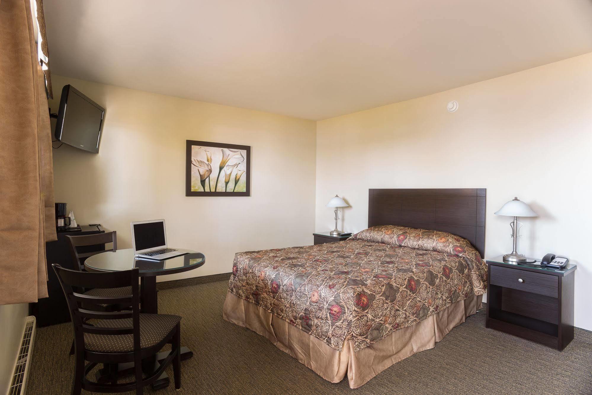 Motel Du Fleuve Brossard Ngoại thất bức ảnh