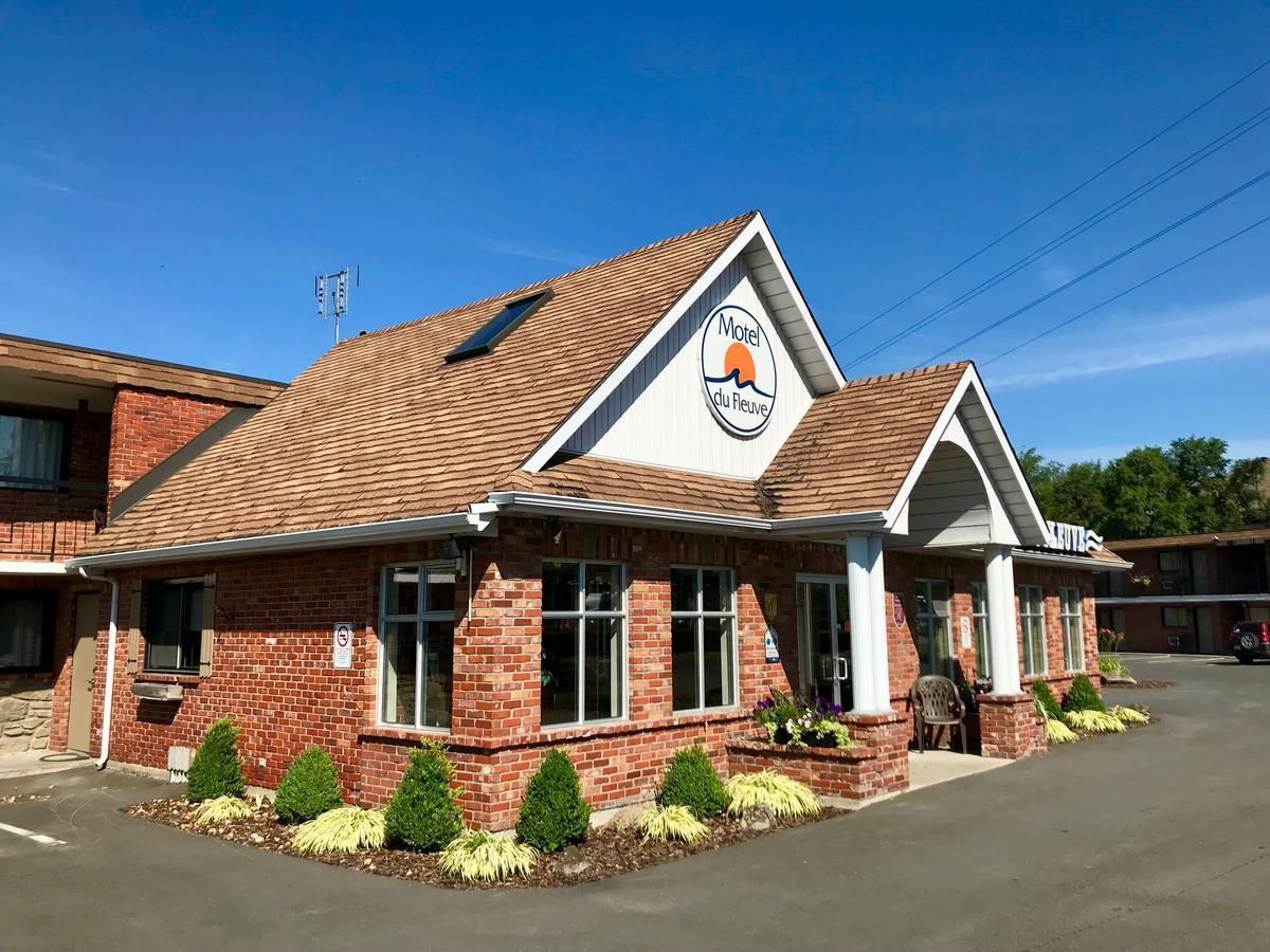 Motel Du Fleuve Brossard Ngoại thất bức ảnh